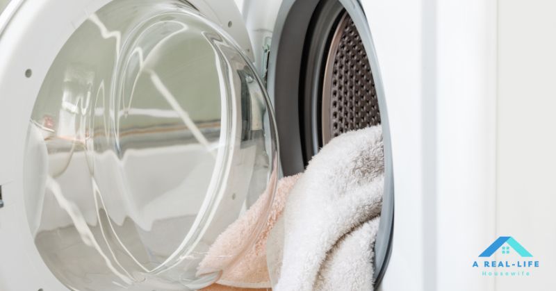 Can You Wash Sheets and Towels Together?